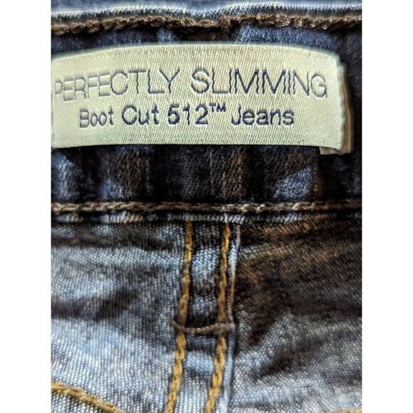 Levi's Women's Blue Perfectly Slimming 512 High Rise Bootcut Jeans Size 8M - Picture 5 of 6
